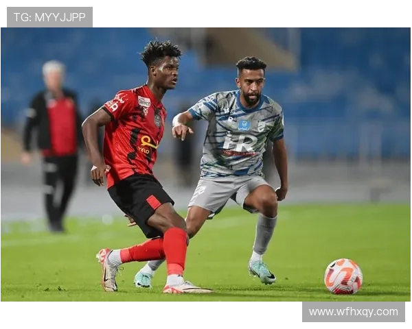 [法甲]第16轮：朗斯VS图卢兹.